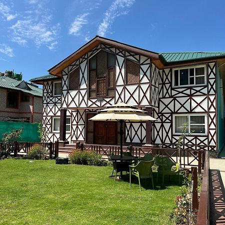 Wildflower Villa Pahalgām エクステリア 写真
